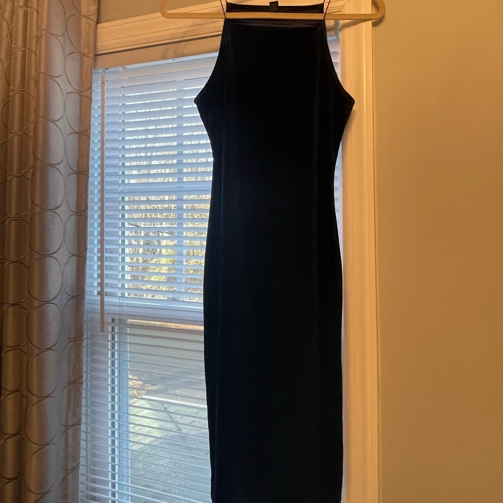 MIDI velvet bodycon dress